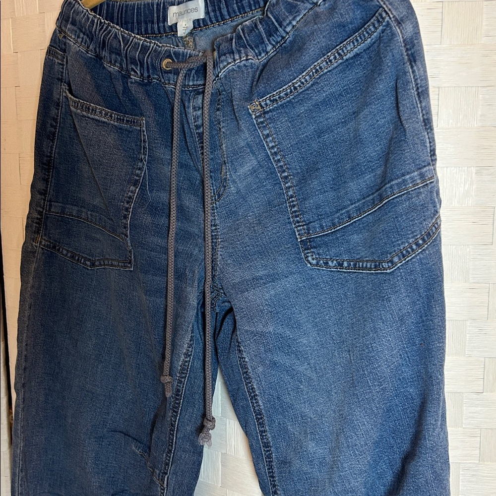 Maurices  Barrel leg Jeans with Pockets - Picture 5 of 7